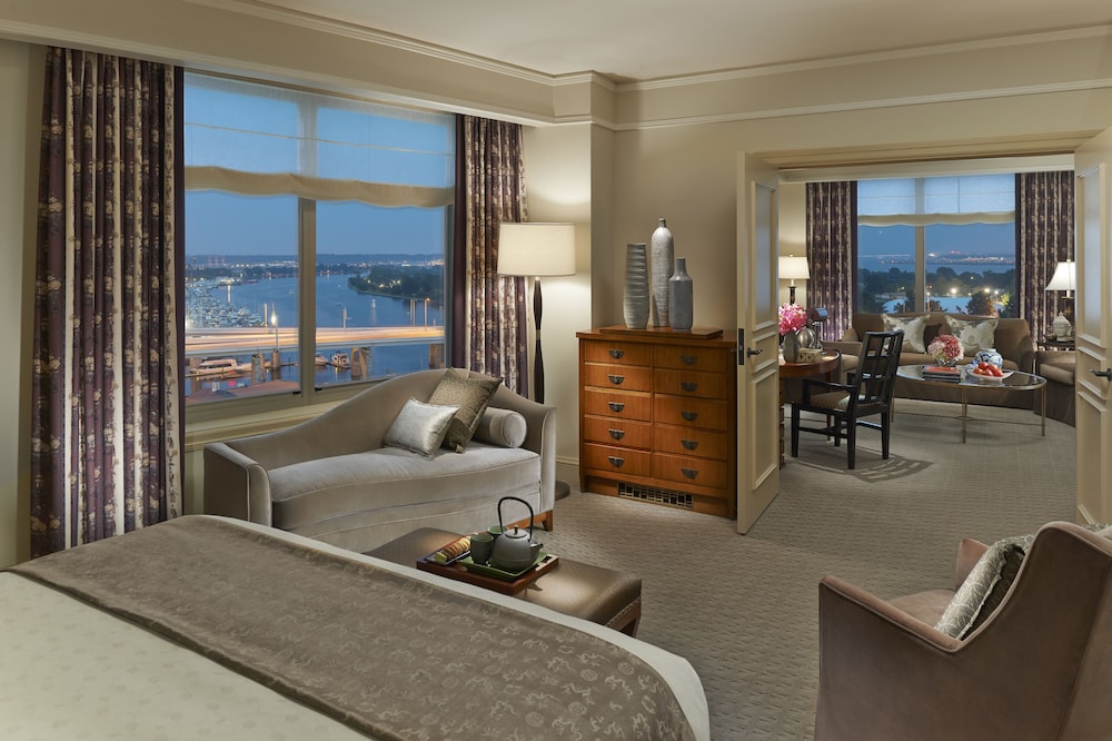 Salamander Washington DC (ex Mandarin Oriental Washington DC) 46/69