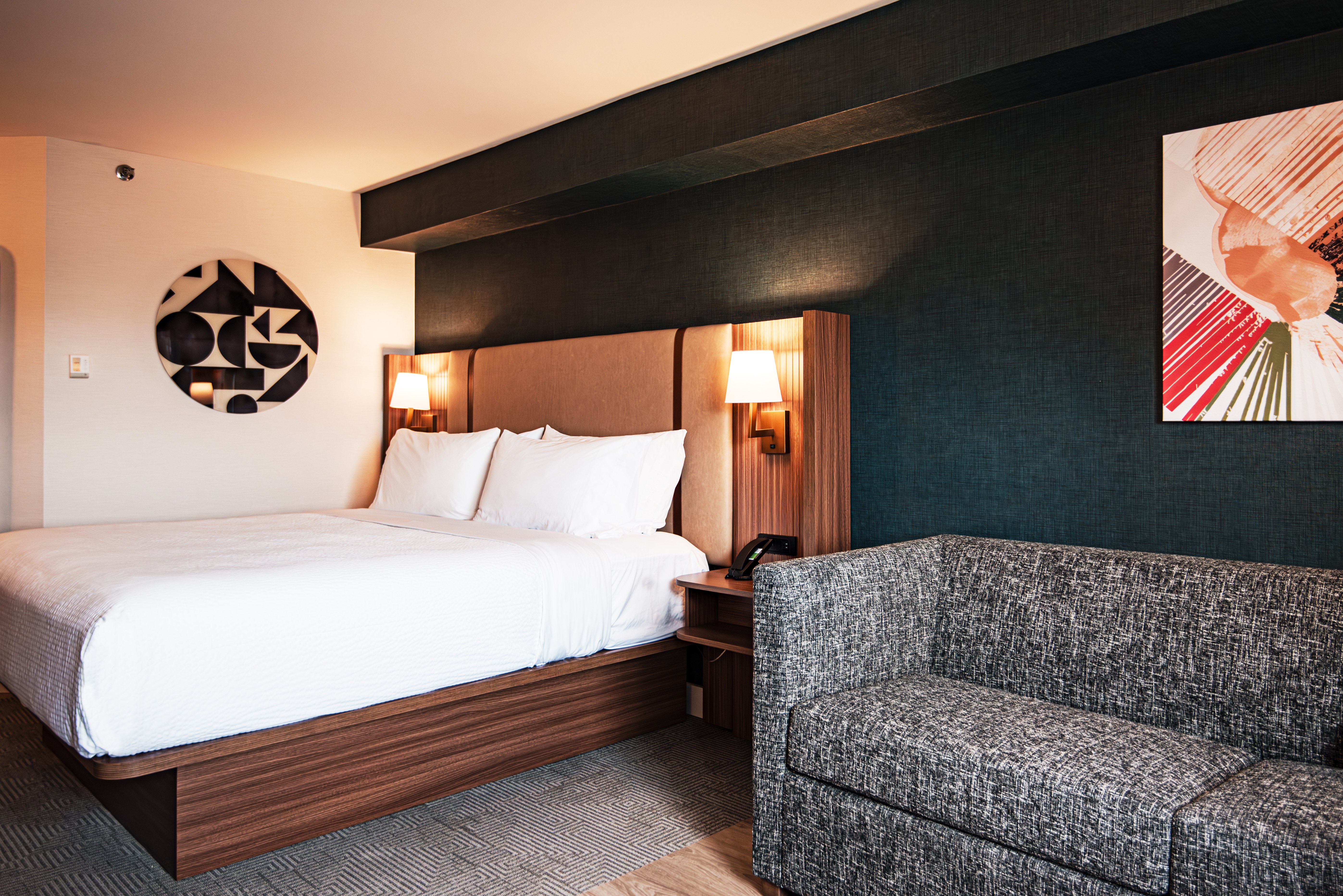 Holiday Inn Hotel And Suites Winnipeg Downtown 30/78