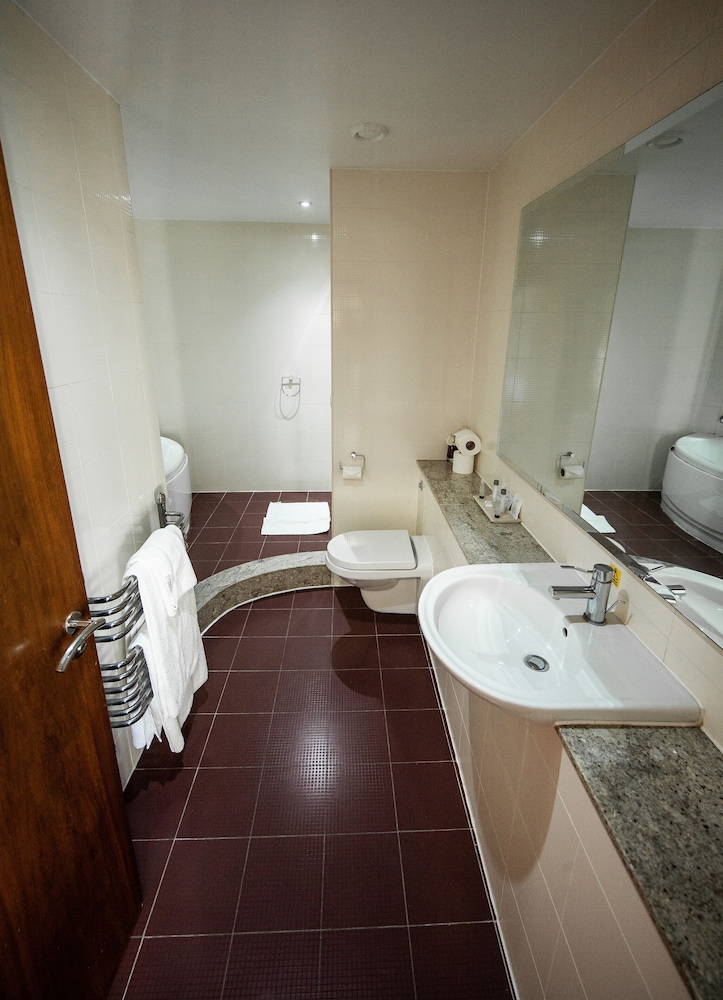 Berwick Manor Hotel 49/50