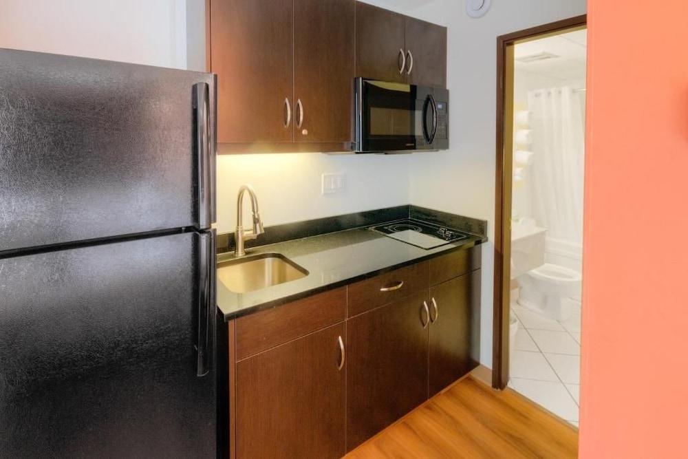 Motel6 Lethbridge Ab 60/62