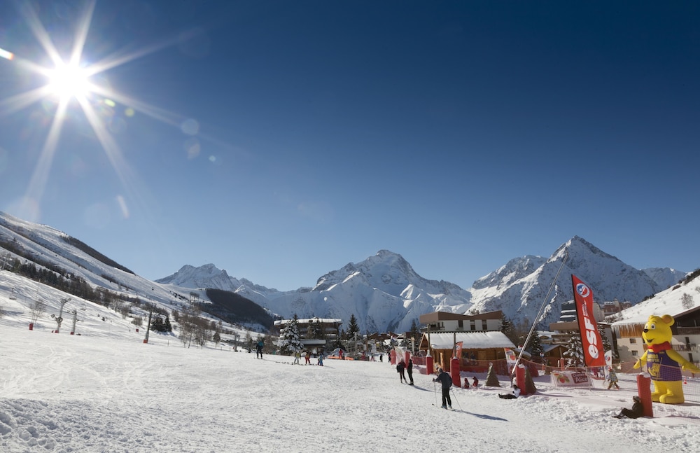 HOTEL CLUB MMV LE PANORAMA 44/50