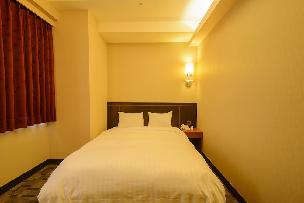 San Hua Hotel 18/38