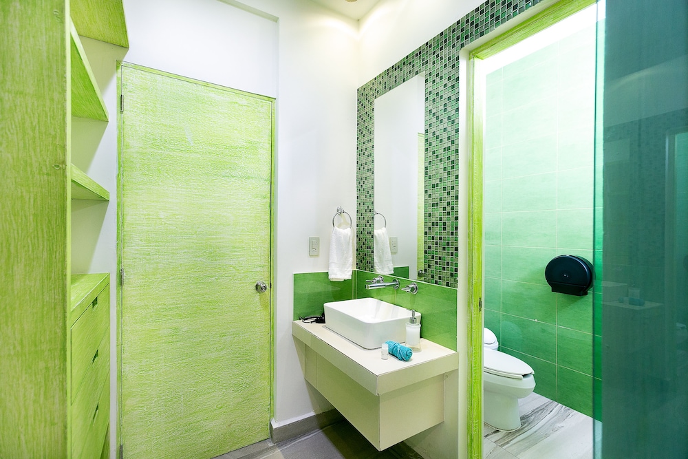 Casa Kaoba Hotel & Suites 66/69