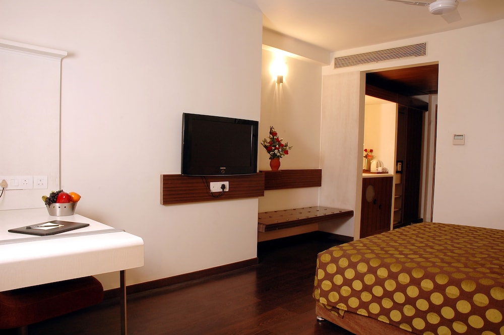 The Fern Residency Subhash Bridge Ahmedabad 45/65