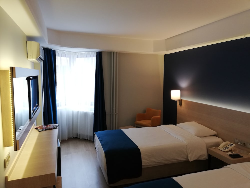 STANDARD, TWIN BEDS