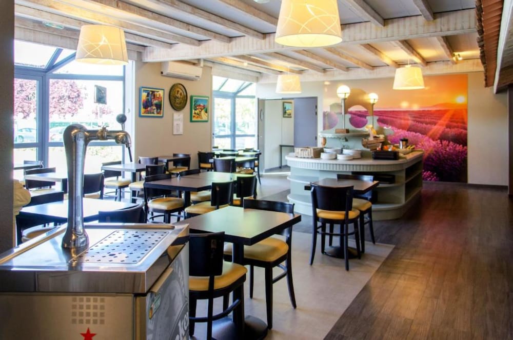 Hotel Le Provencal 45/61