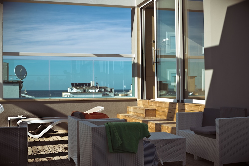 Embassy Hotel & Spa 43/43