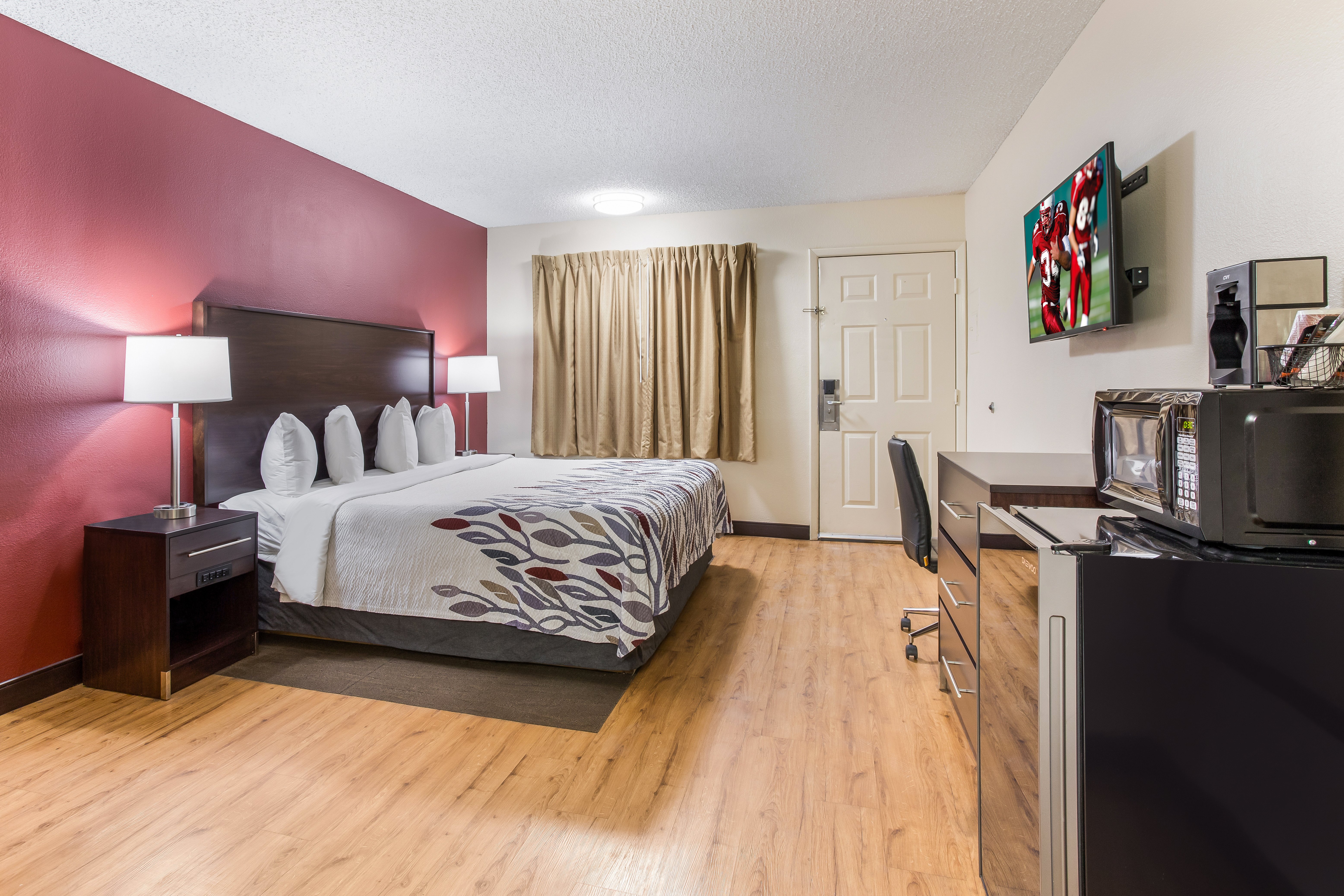 Red Roof Inn Albuquerque - Midtown 24/59