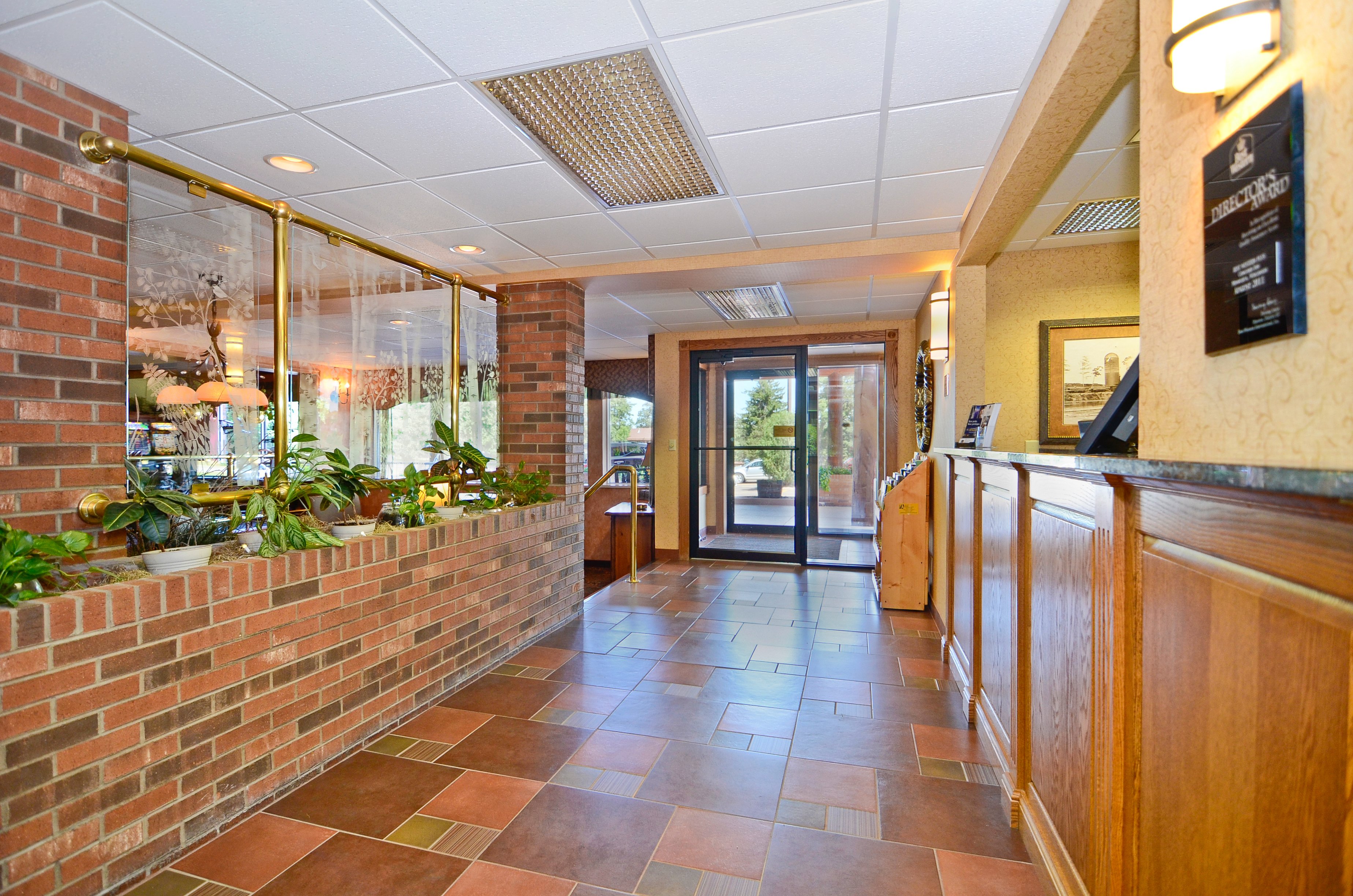 Best Western Plus Concord Inn 8/75