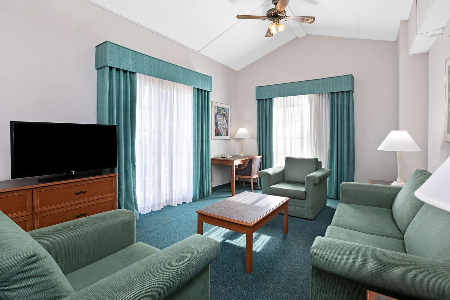 La Quinta Inn El Paso East Lomaland 24/42