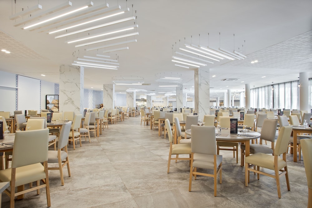 Best Cambrils Hotel 53/68