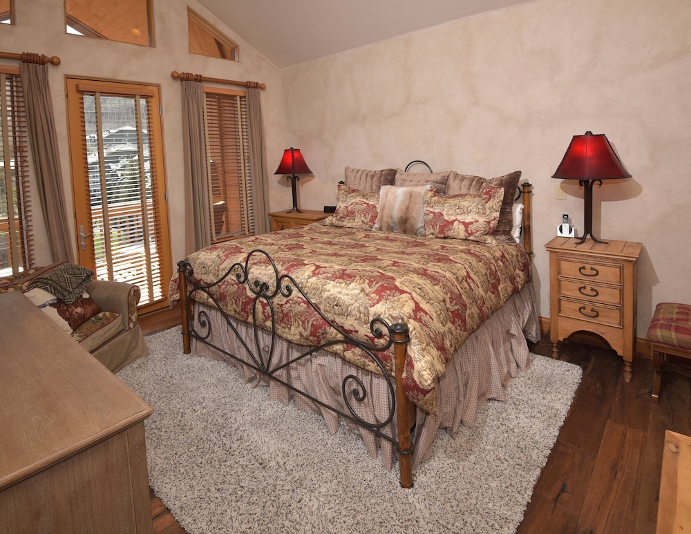4 Bedrooms, Condo, Loft, Twin Beds, 2 King Beds, 3 Queen Beds, Den