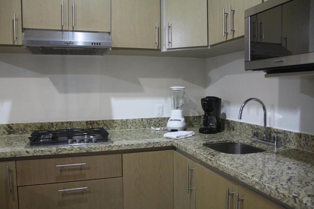 Marena Suites and Apartments 50/52