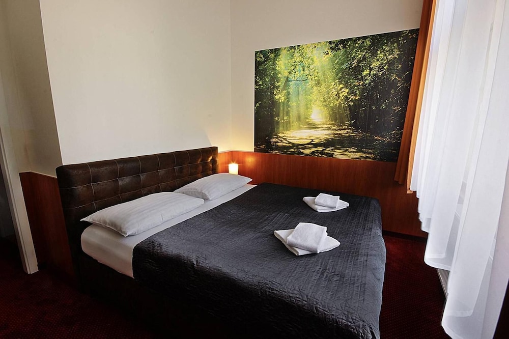Hotel Zlata Vaha 16/65