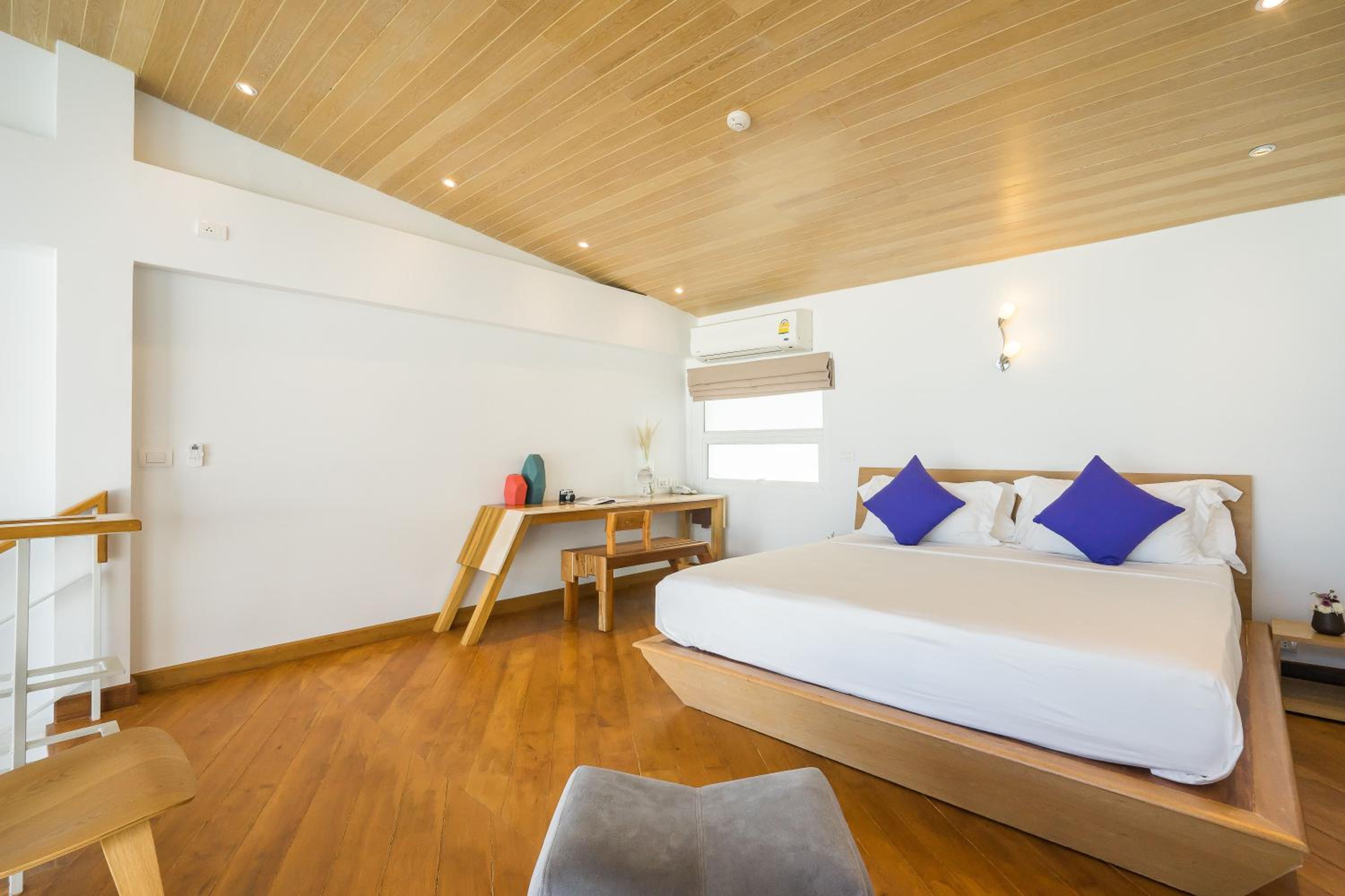 Pool, Villa, King Bed
