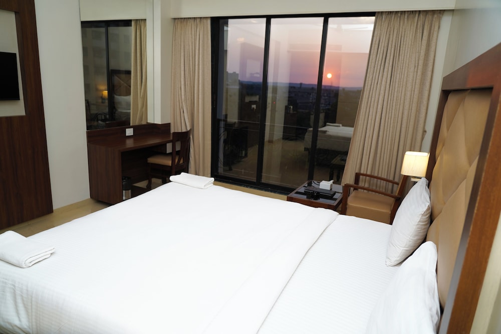 Hotel Sun Shine Inn 18/38