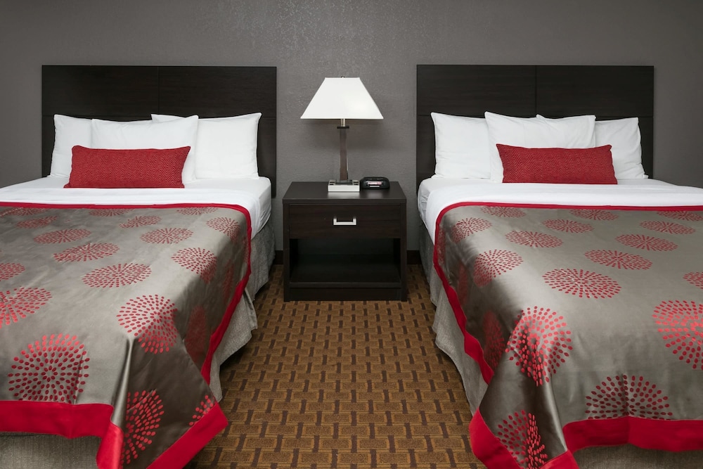 Ramada By Wyndham El Paso 14/38