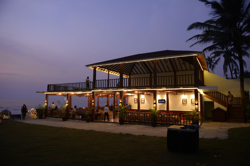 LA CABANA BEACH and SPA 10/65