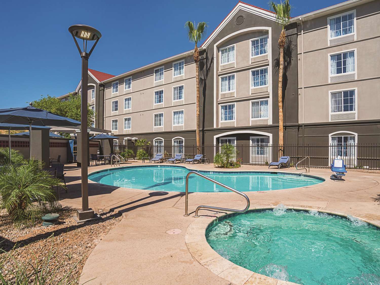 La Quinta Inn & Suites by Wyndham Phoenix Chandler 39/41