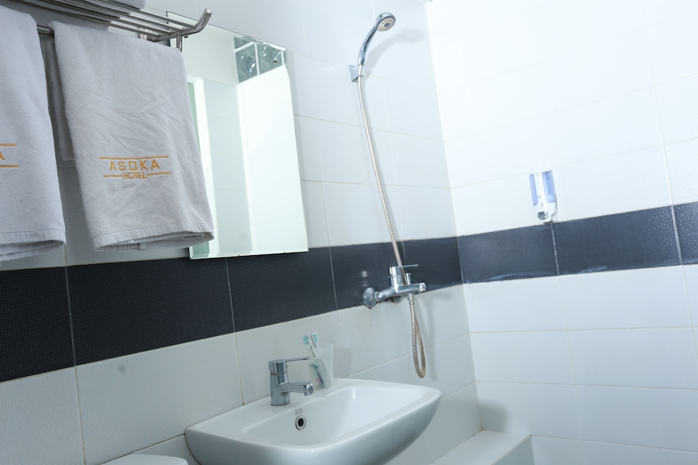 Asoka Hotel 26/48