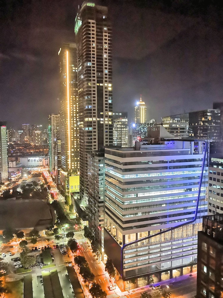 Avant Apartments At The Fort 4/49