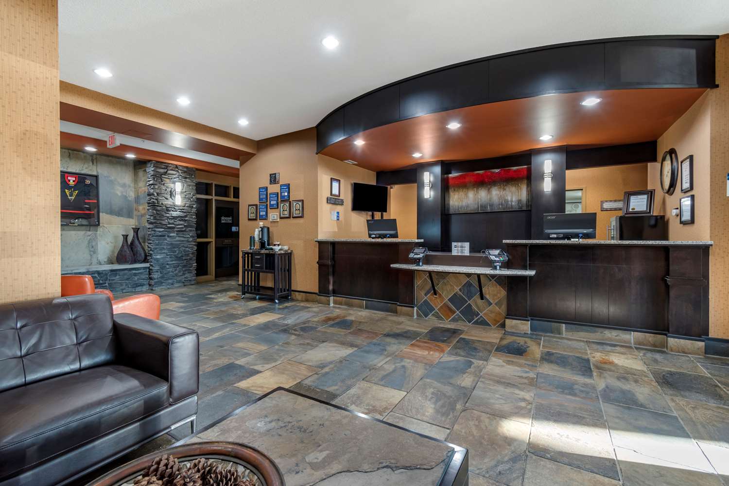 Best Western Bonnyville Inn and Suites 6/40