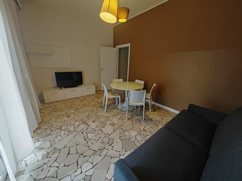 Dreams Hotel Residenza Gambara 30/50