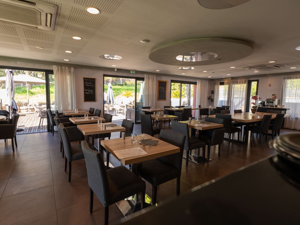 KYRIAD LYON SUD - SAINTE FOY 42/60