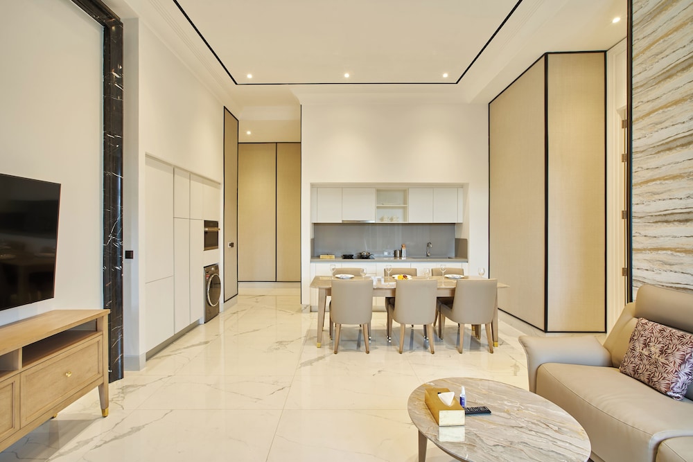 The Grand Mansion Menteng 72/84