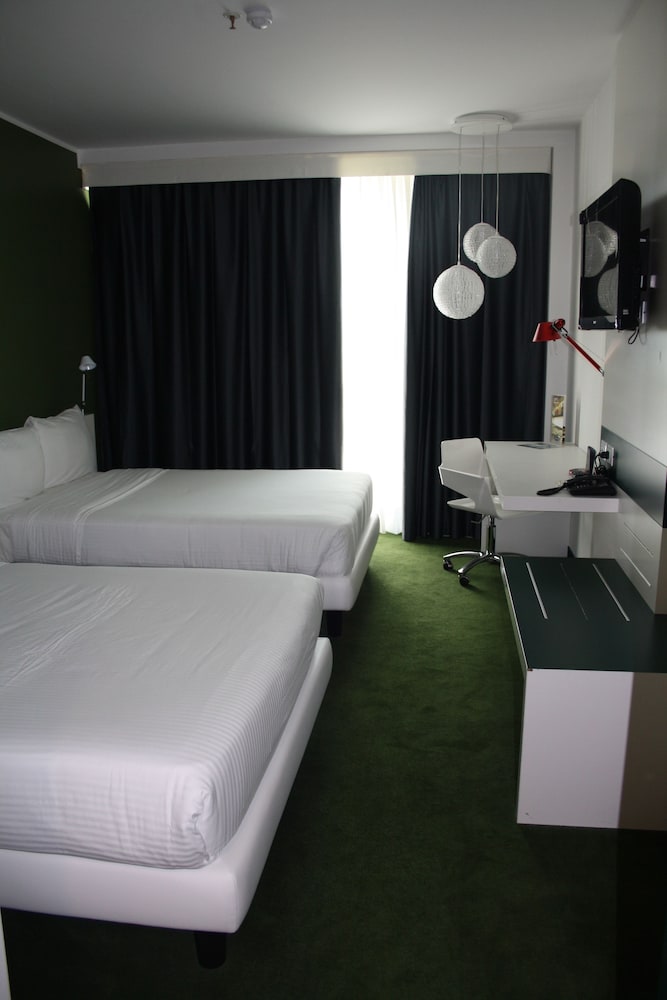 STANDARD, TWIN BEDS
