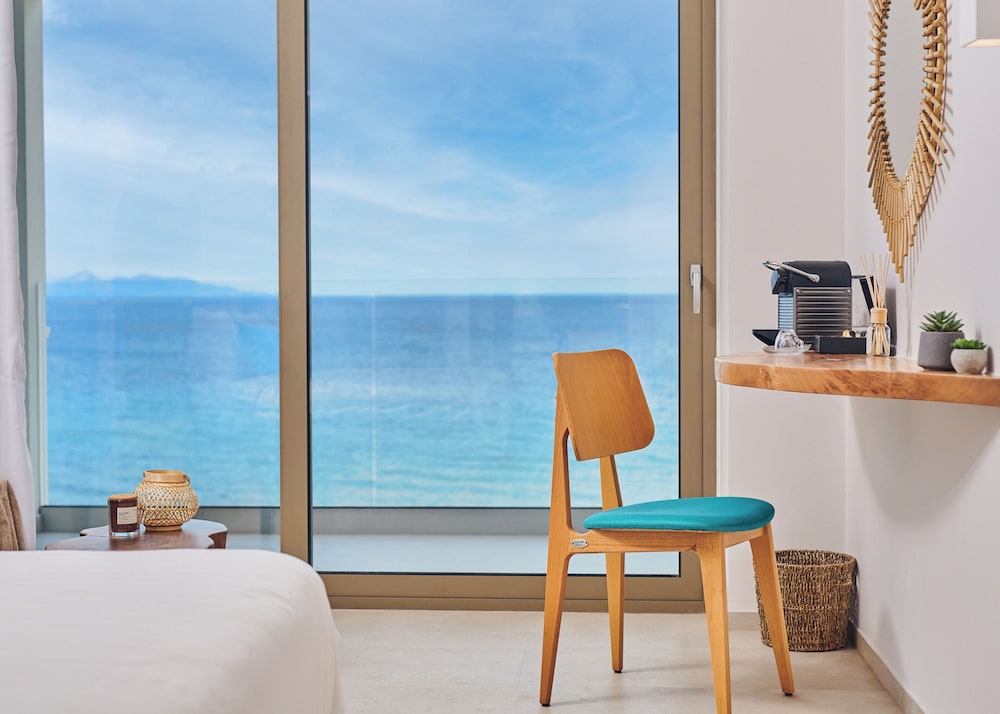 Tsamis Zante Suites 34/86