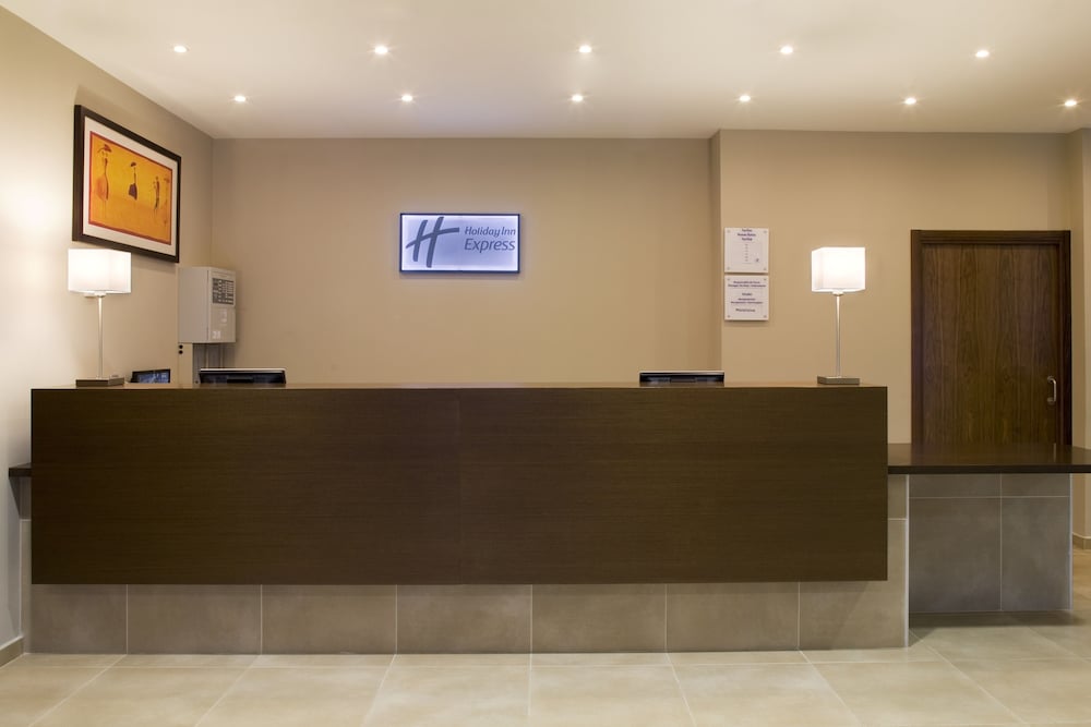 Holiday Inn Express Bilbao 5/56
