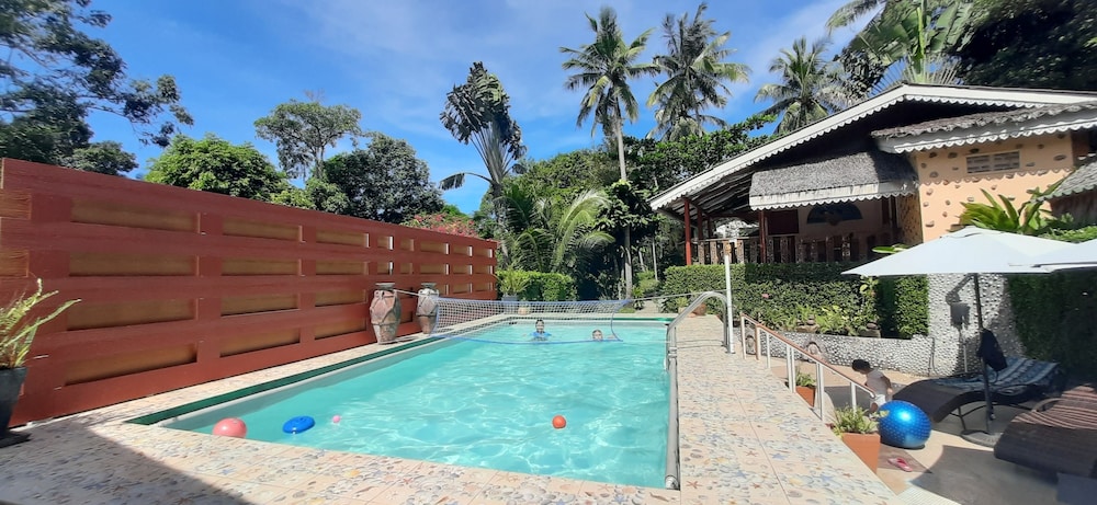 Macura Resort 67/75
