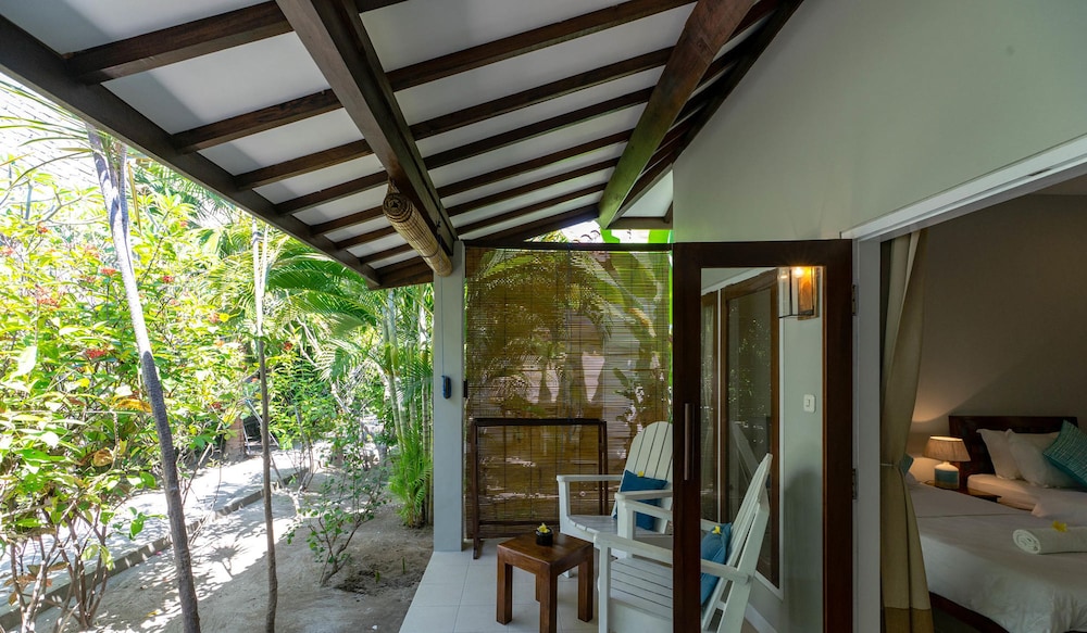 Bale Sampan Bungalows 35/64