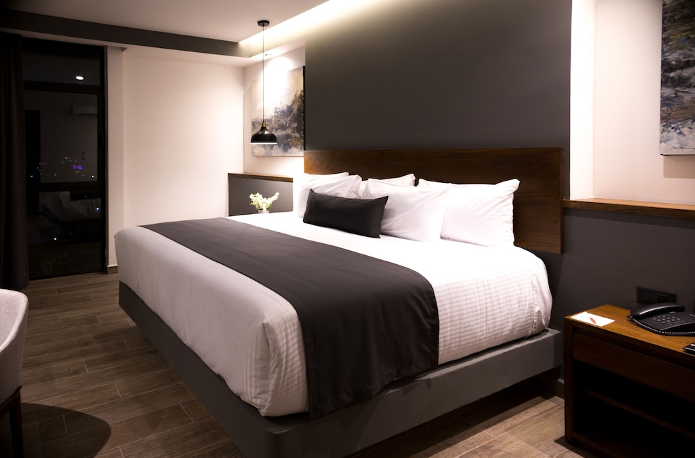 غرفة سوبيريور بسرير كينج، Gumont Guadalajara Lopez Mateos - Minerva Hotel 2/5
