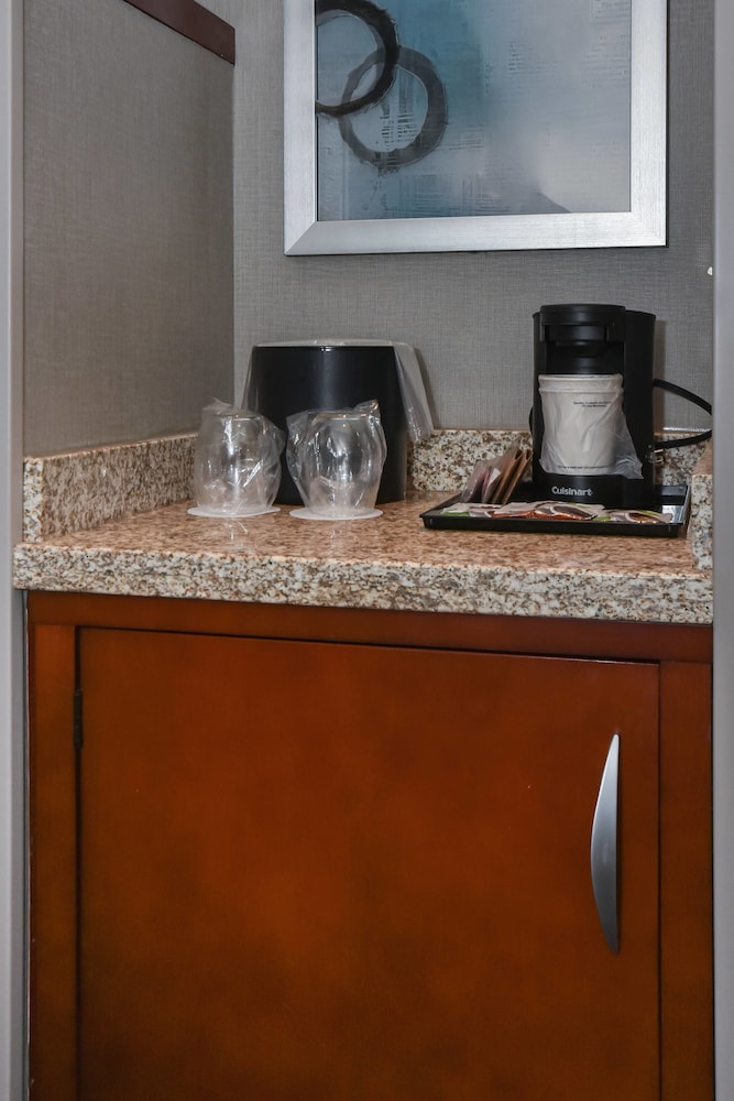Courtyard Marriott Charlotte Concord 36/37