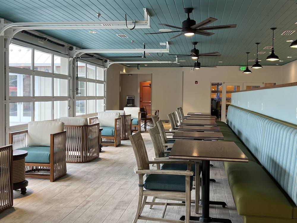 The Lodge at Camp Margaritaville 15/30