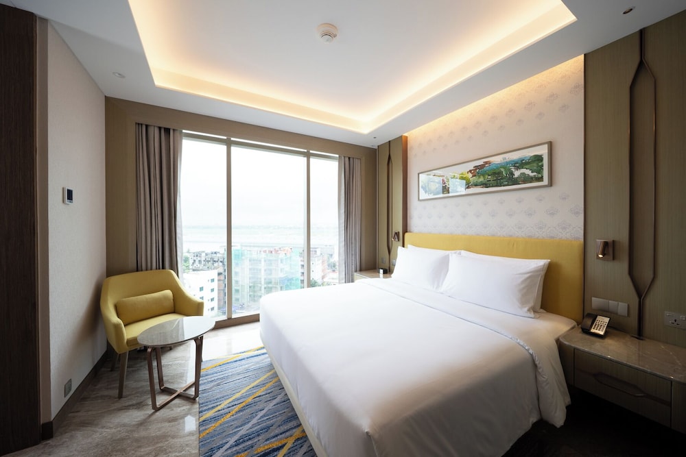 Hyatt Place Dhaka Uttara 23/48