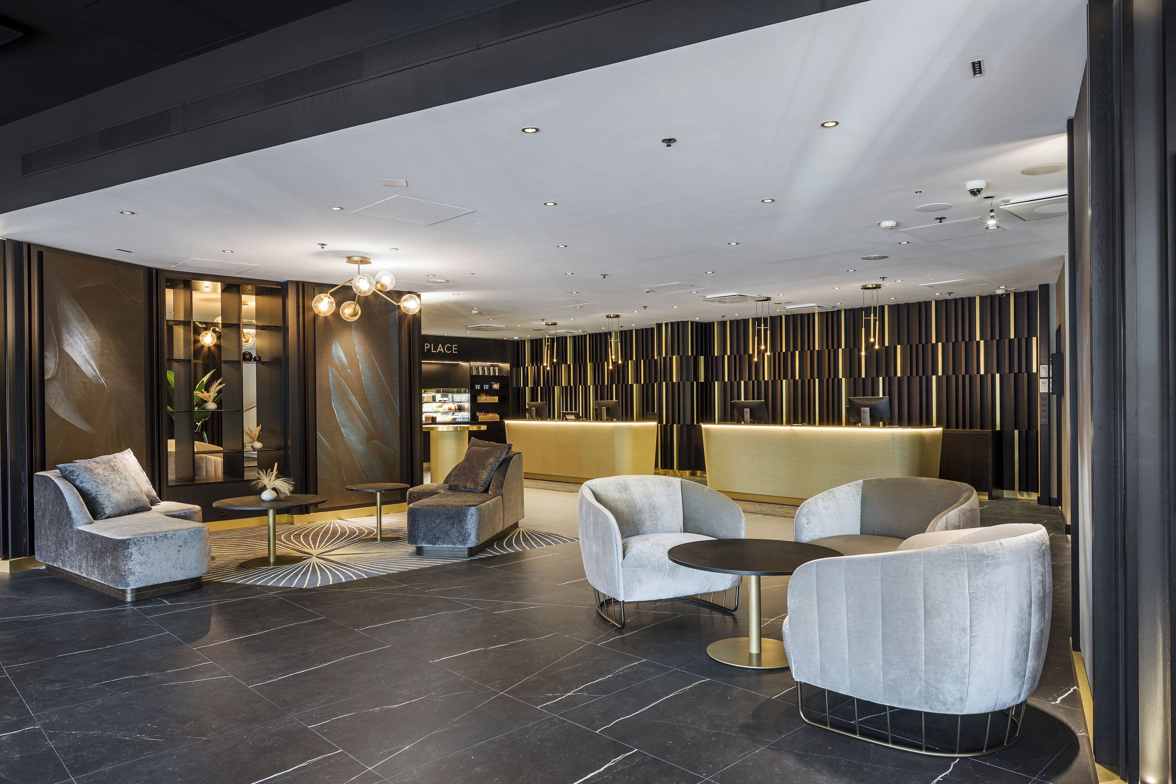 Crowne Plaza Helsinki Hesperia 33/74