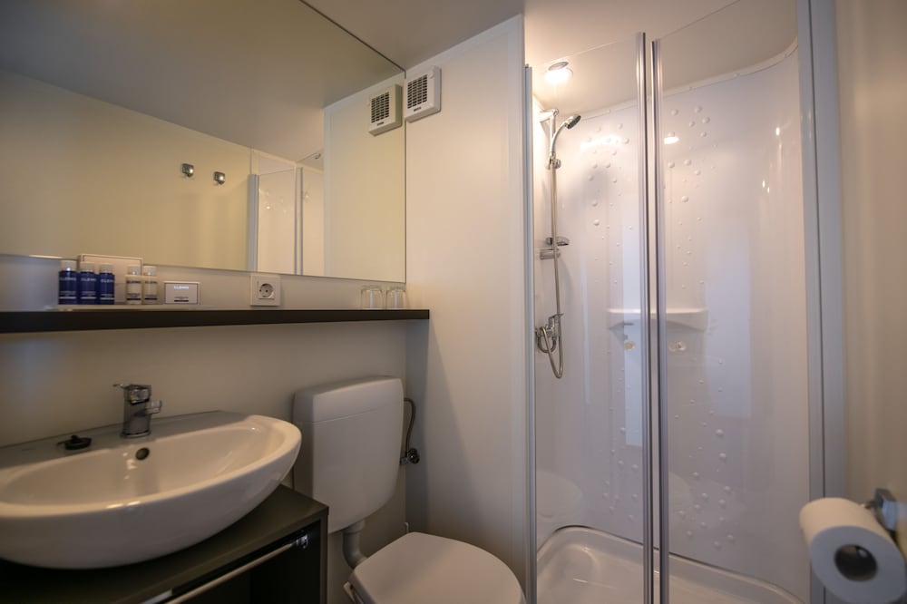Arena Stoja Camping Homes 46/50