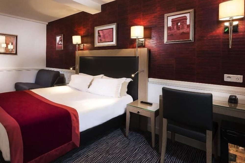 Elysees Flaubert Hotel 12/34