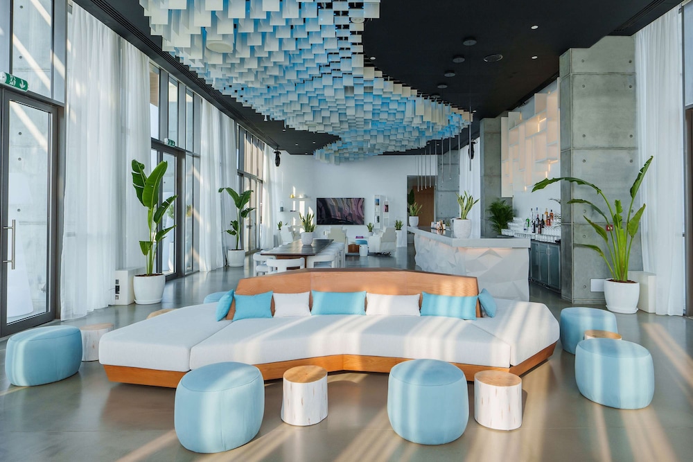Nikki Beach Resort and Spa Dubai 17/81