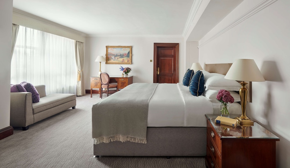 Hyatt Regency London The Churchill 24/80