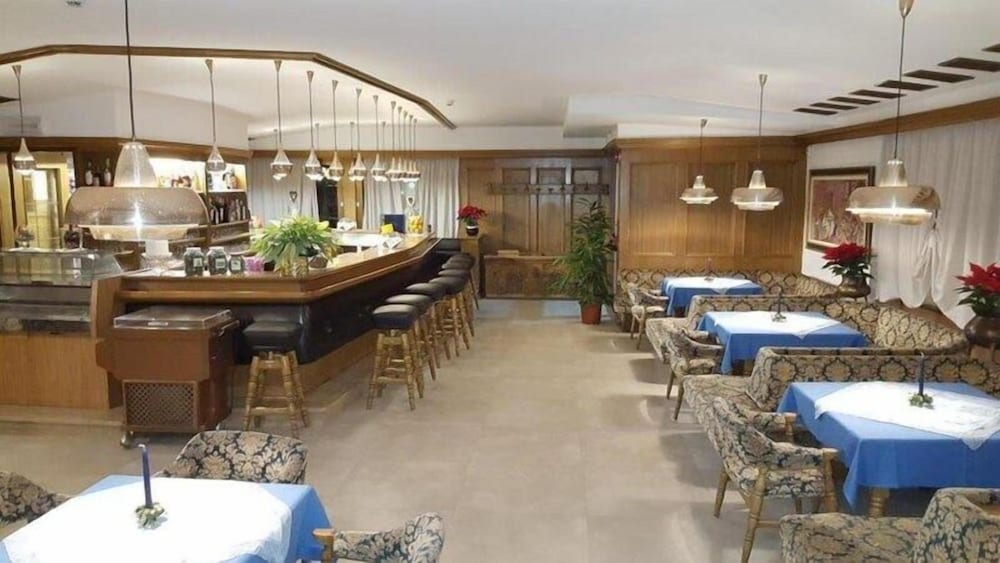Hotel Trento 60/70