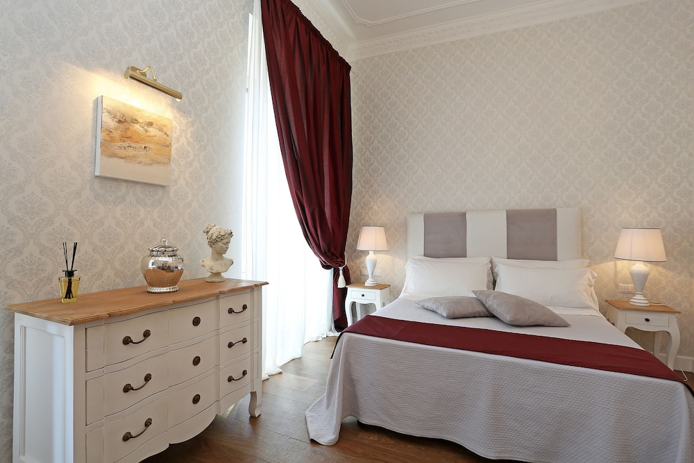 Spagna Art & Suites 4/58