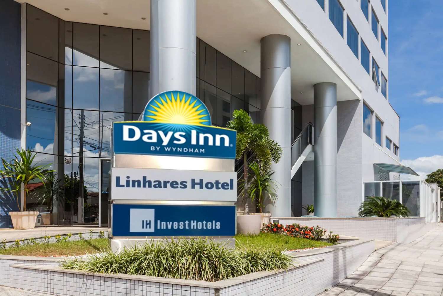 Days Inn by Wyndham Linhares 1/13