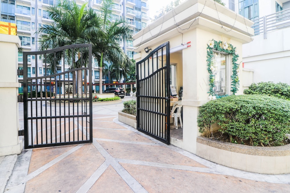 PRS at One Palm Tree Villa near Airport 51/60