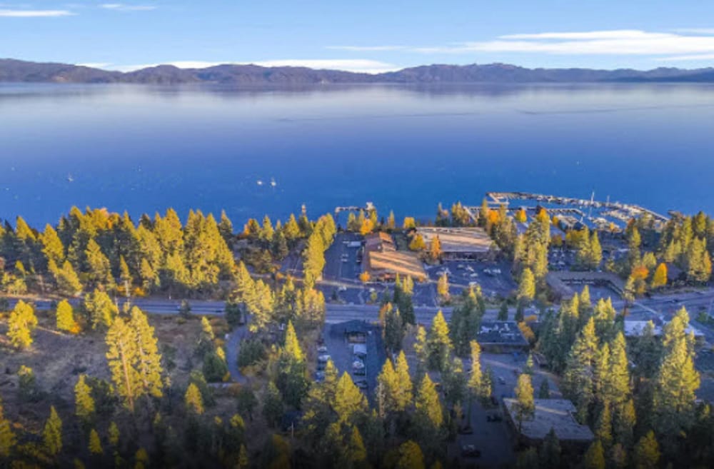 Basecamp Tahoe City 21/31