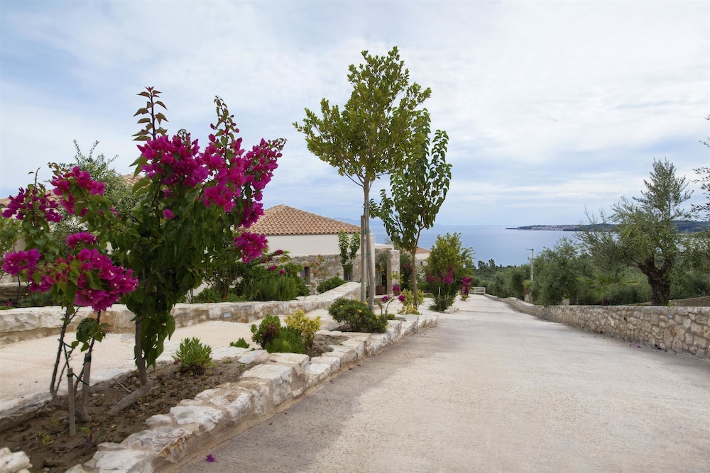 Camvillia Resort & Spa 47/50