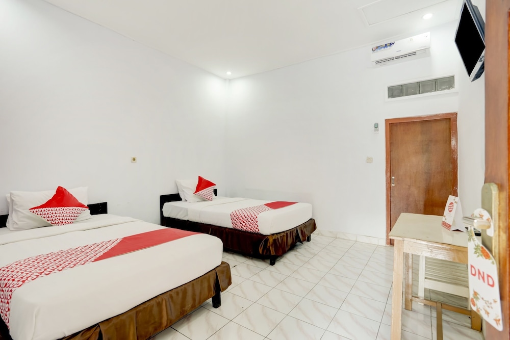 OYO 3261 Hotel Ratu 20/30